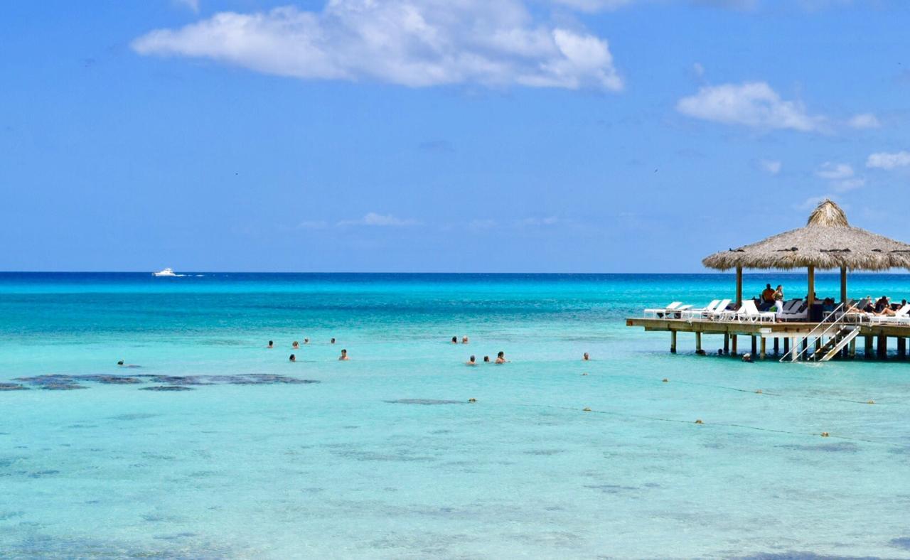 2Br Beach Apt @Cadaquescaribe Bayahibe Lejlighed Eksteriør billede